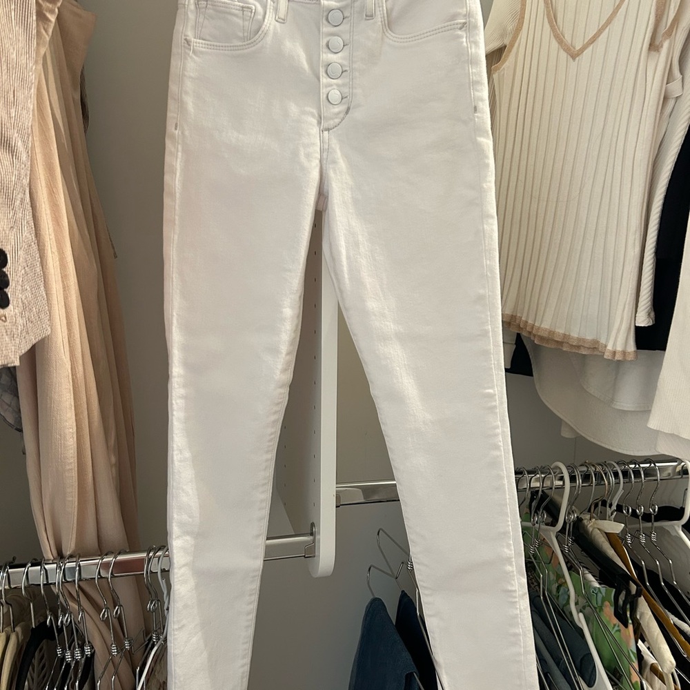 Women's White High-Waisted Jeans